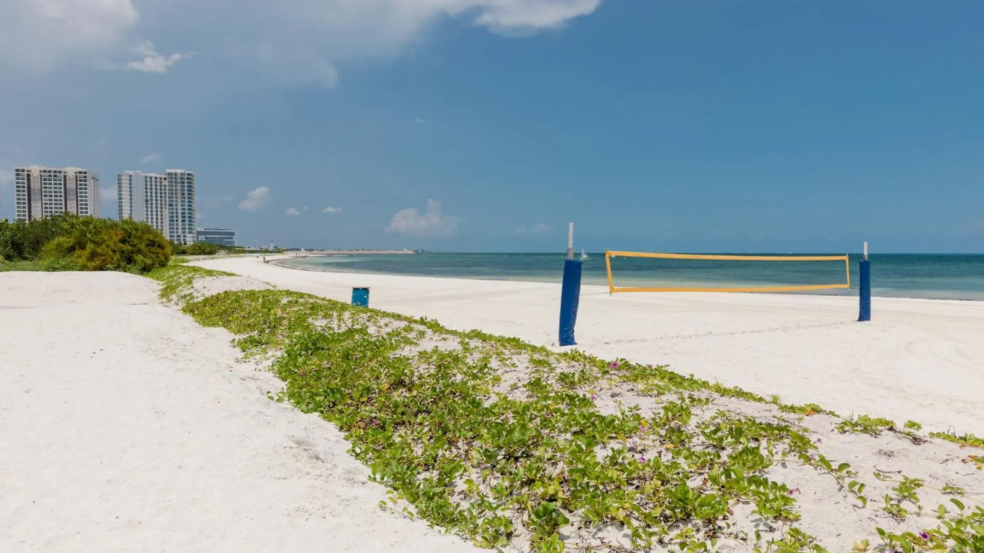 Luxuxy Condo Of 4 Bedrooms Cancún Mexico