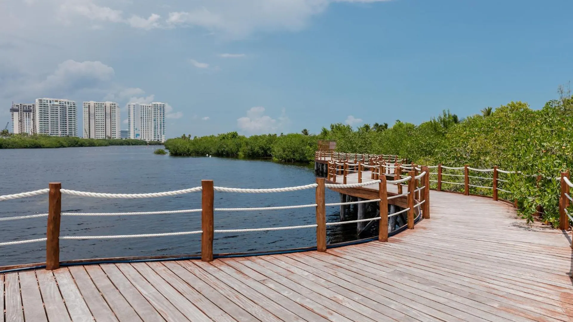 Luxuxy Condo Of 4 Bedrooms Cancun 0*,  Mexico